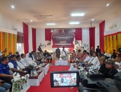 Perdana Yusri dan Rinto Mendaftar Sebagai Calon Bupati dan Wakil Bupati ke KPU