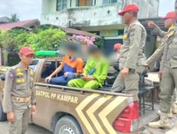 Bukannya Sekolah, Pelajar ini Diamankan Satpol PP Kampar Saat Main Domino