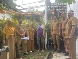 Kelompok Tani Kembang Harapan Dapat Bibit Durian Lokal dari Dinas Pertanian TPH Kampar