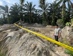 Galian C Ilegal di Desa Padang Luas Digerebek Polres Kampar, 3 Orang dan 1 Unit Excavator Diamankan