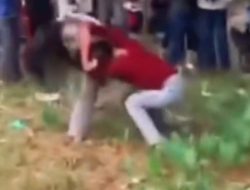 Miris! Beredar Video Perkelahian Remaja Putri di Kampar Viral, Diduga Terjadi di Bawah Jembatan Air Tiris