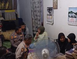 Kapolres Kampar Kunjungi Korban Penganiayaan Oleh Tantenya 