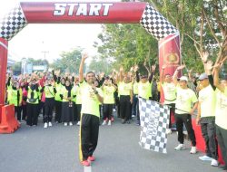 Fun Run dan Penanaman Pohon: Polres Kampar Rayakan Hari Bhayangkara ke-79 dengan Semangat Sehat dan Lestari