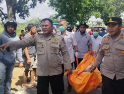 Warga Kampung Pinang Heboh Temukan Mayat di Pinggir Raya, Ini Identitas Korban