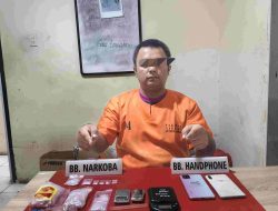 Pengedar Narkoba di Kelurahan Bangkinang Ditangkap, Temukan Barang Bukti Berserakan di Kamar Mandi