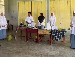 Siswa MAN 5 Kuntu Berhasil Ubah Minyak Jelantah Jadi Biodiesel, Anggota DPRD Kampar Eko Sutrisno Beri Apresiasi